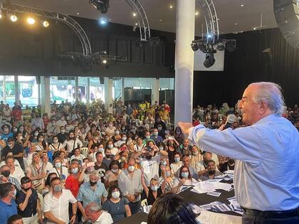 Armando Cavalieri tiene 85 años y en septiembre buscará su décimo mandato en el Sindicato de Comercio