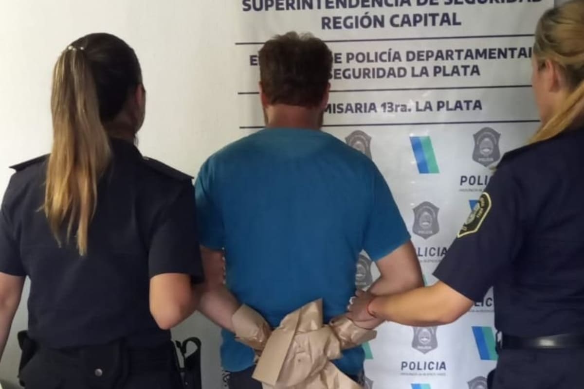 Arnaldo Gustavo Mansilla, de 61 años, tras ser detenido por el homicidio de su expareja