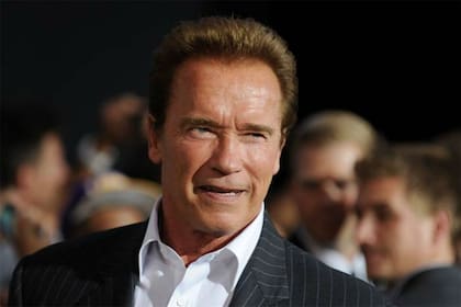 Arnold Schwarzenegger dijo que si bien no está bien, aunque no del todo. Hace un mes y medio fue operado del corazón, y ahora está recuperándose.
