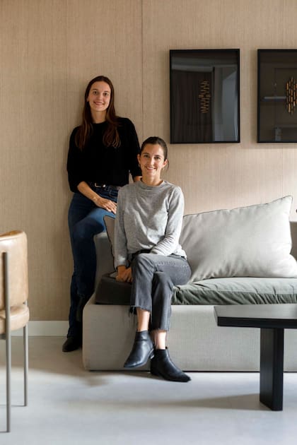 Arquitectas y hermanas: Sofía y Catalina Bourdieu, de Bow Arquitectura, estuvieron al frente de la reforma junto a su socio Gaspar Zaputovich.