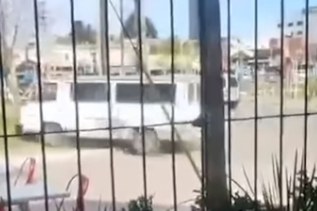 Arrolló a motochorros para evitar un robo en Merlo