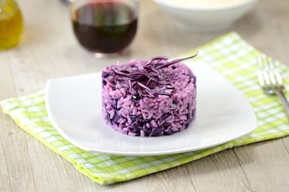Arroz violeta con repollo colorado