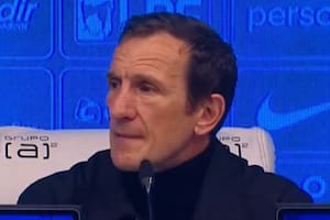Arruabarrena puso una condición para traer algún refuerzo más: “Jugamos bien pero no me conformo”