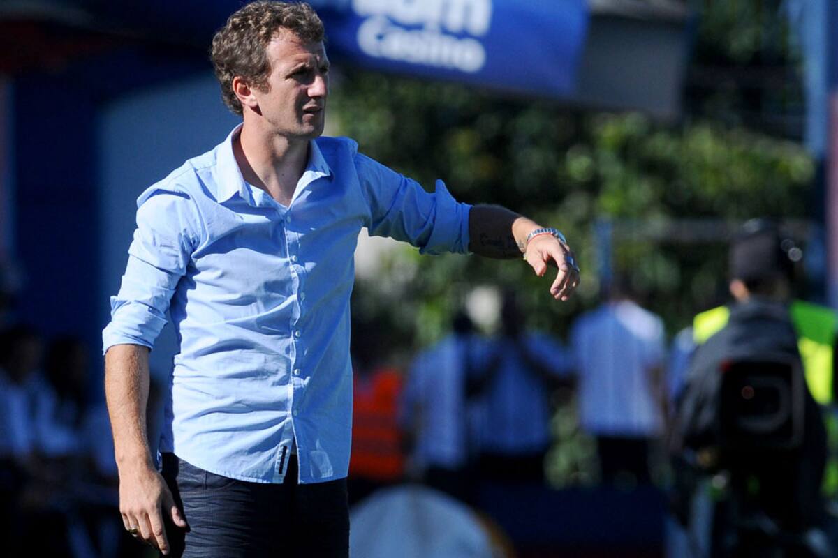 Arruabarrena, ante su compromiso más difícil como DT