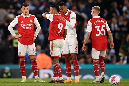 Arsenal debe levantar cabeza, pero ya no depende de sí mismo para ganar la Premier