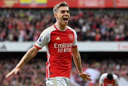 Arsenal sueña con el título; la última vez que gritó campeón fue en la temporada 2003-04