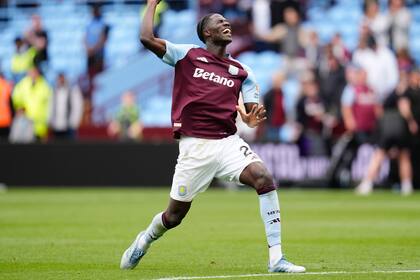 Arsenal sufre un revés en sus preparativos para la Liga de Campeones tras perder con el Bournemouth