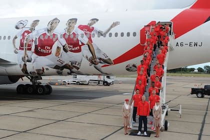 Arsenal viajó 14 minutos en avión