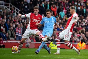 Arsenal y Manchester City protagonizan uno de los partidos más esperados de la temporada, por la Premier