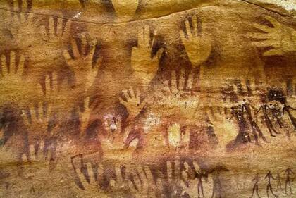 Arte rupestre prehistórico de Wadi Sura, en la cueva Foggini-Mistikawi