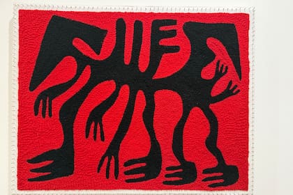 Arte textil de la salteña Victoria Michel en la galería porteña Gascón