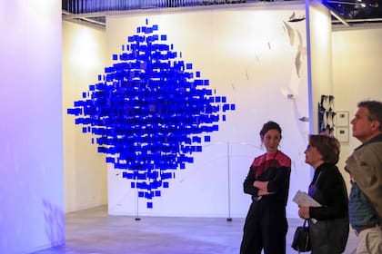 Otro de los móviles que son sello de Julio Le Parc