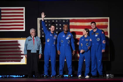 Artemis II reunió a Reid Wiseman, Victor Glover, Christina Koch y Jeremy Hansen en una trayectoria de retorno libre alrededor de la Luna y de regreso a la Tierra