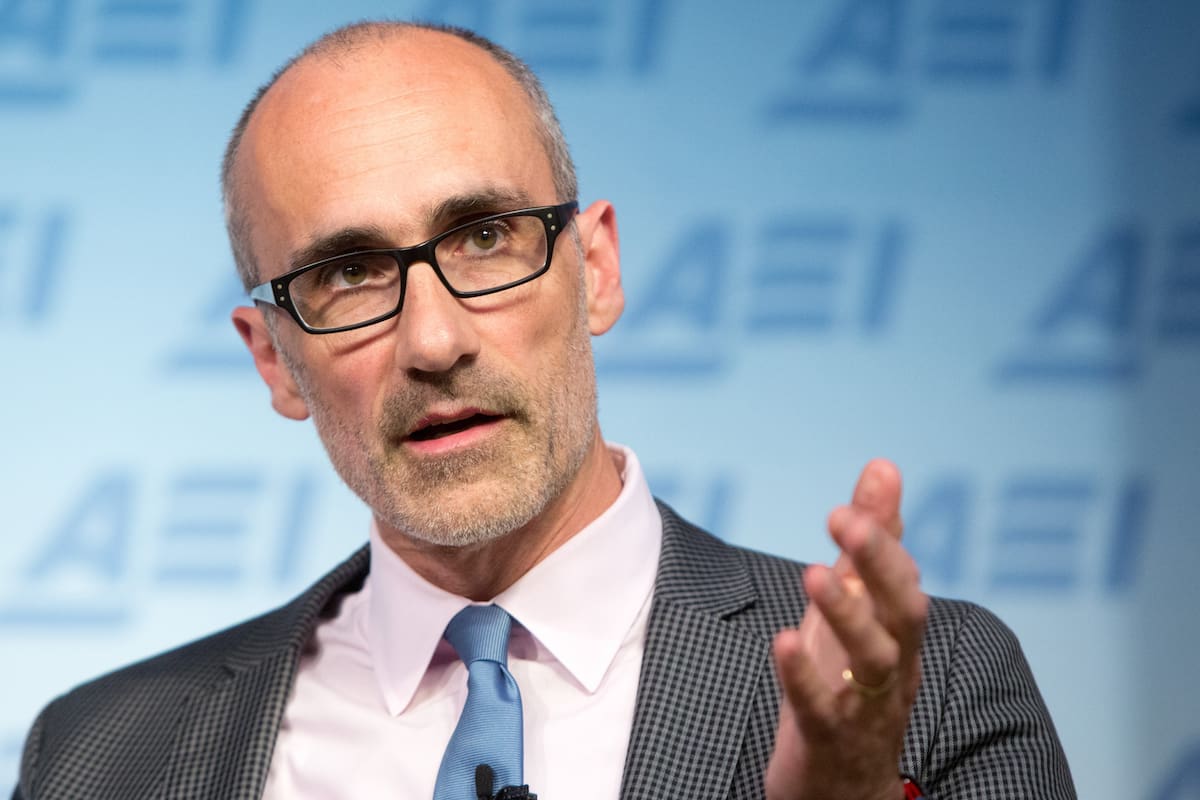 Arthur Brooks, académico, analizó la transición cognitiva en la madurez y los distintos tipos de inteligencia