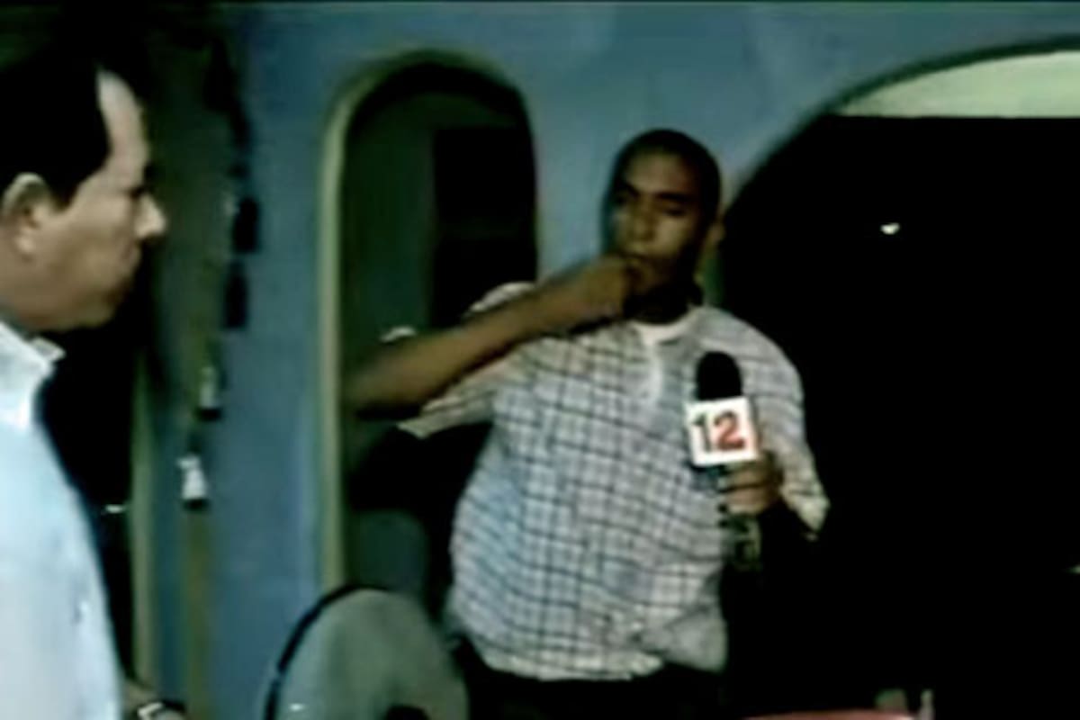 Arturo McFields, en su recordada visita a la casa de los Ortega-Murillo en 2006