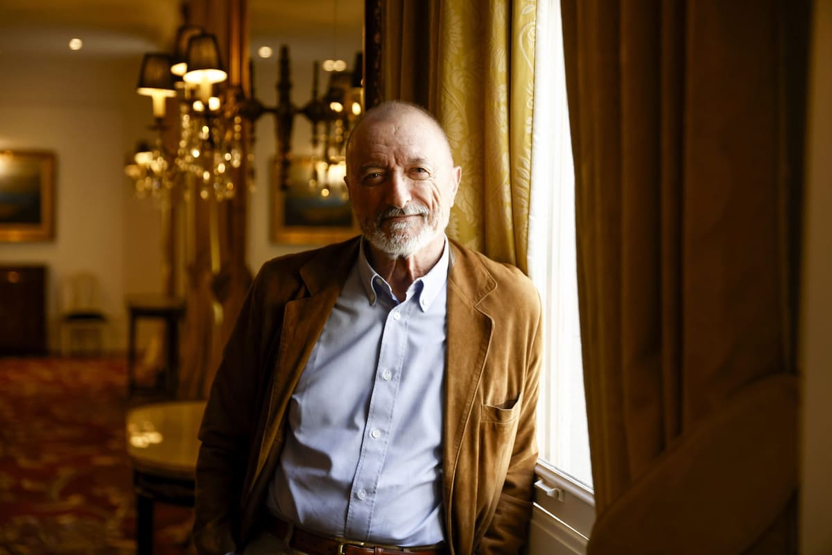 Arturo Pérez-Reverte, en Buenos Aires: "“La guerra jamás va a desaparecer, forma parte de nuestra naturaleza”