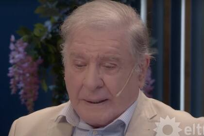 Arturo Puig en la Mesa de Mirtha Legrand