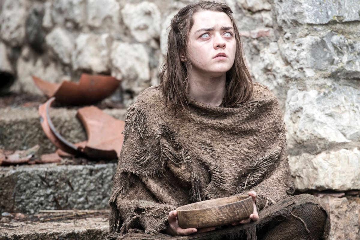 Arya Stark (Maisie Williams), deberá aprender a pelear de nuevo