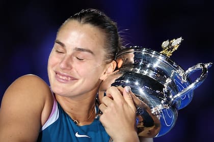 Aryna Sabalenka le ganó la final del Abierto de Australia a Elena Rybakina de Kazajistán