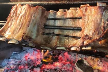 Asado y pollos al spiedo
