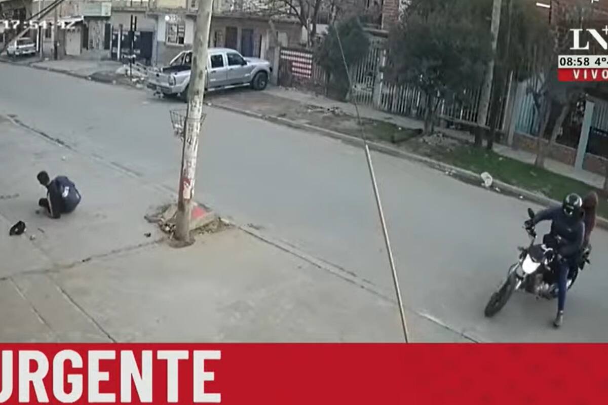 Asaltan a un joven de 15 años a la salida del colegio en Ingeniero Budge