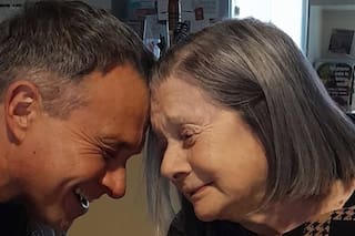 Cómo fue el robo que sufrió la mamá de Sergio Lapegüe