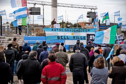 El lunes pasado en una asamblea multisectorial en Bell Ville, Córdoba, se pidió un cese de comercialización de productos del campo