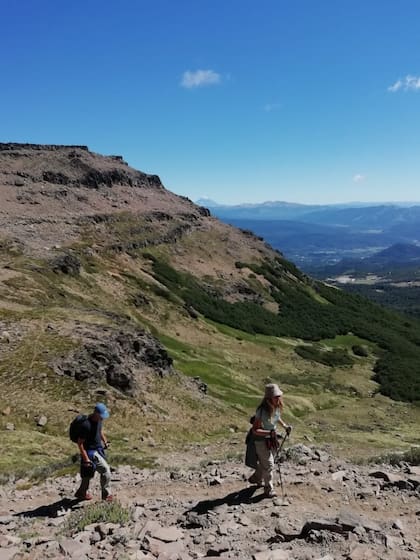 Ascenso al cerro C4 en San Martín de los Andes