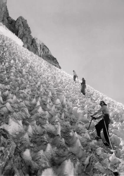 Ascenso al Tronador con el guía Otto Meiling en 1940