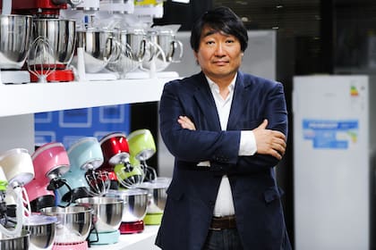Dante Sun Choi llegó en los 70 sin plata y sin hablar español, y hoy es el dueño de la empresa de electrodomésticos Peabody