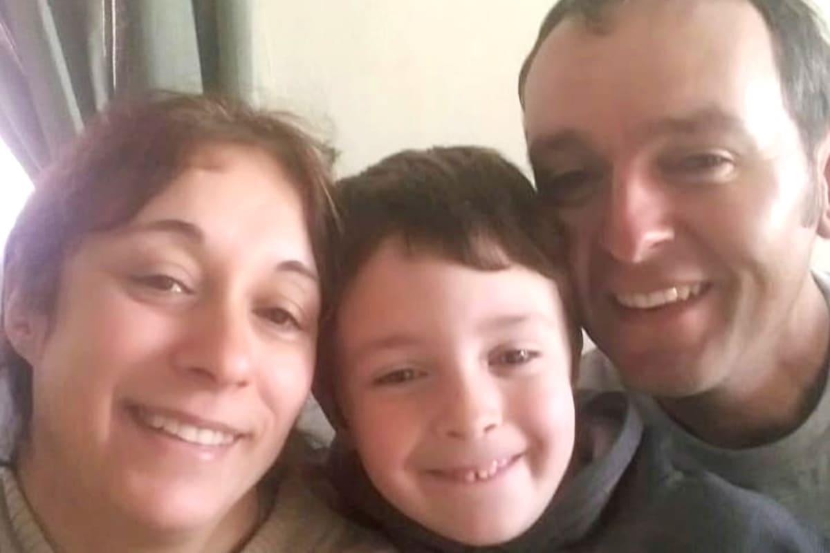 Asesinaron a balazos a una mujer y a su hijo de 12 años en Chascomús: el padre, principal sospechoso del doble homicidio