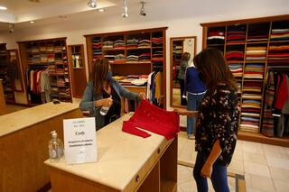 Mar del Plata: los comerciantes desafían el sistema de fases y abren sin permiso