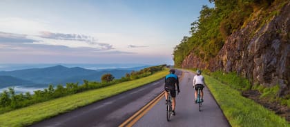 Asheville es famosa por sus paseos de montaña (Visit the USA)