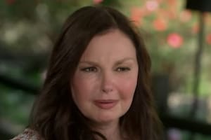 Ashley Judd, quebrada al hablar del suicido de su madre