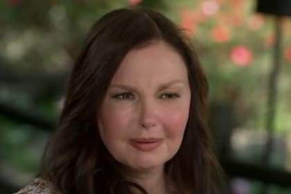 Ashley Judd, quebrada al hablar del suicido de su madre