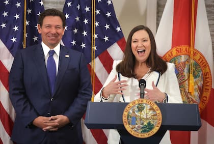 Ashley Moody ganó la primaria republicana para el Senado