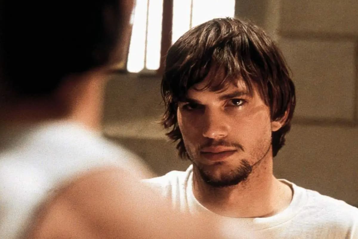 Ashton Kutcher protagoniza El efecto mariposa (Captura video)