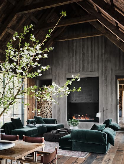 Ashton Kutcher y Mila Kunis tiene una chimenea adecuada para los días de invierno