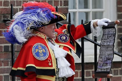 Se develó el misterio: el tercer hijo del príncipe William y Kate se llama Louis Arthur Charles