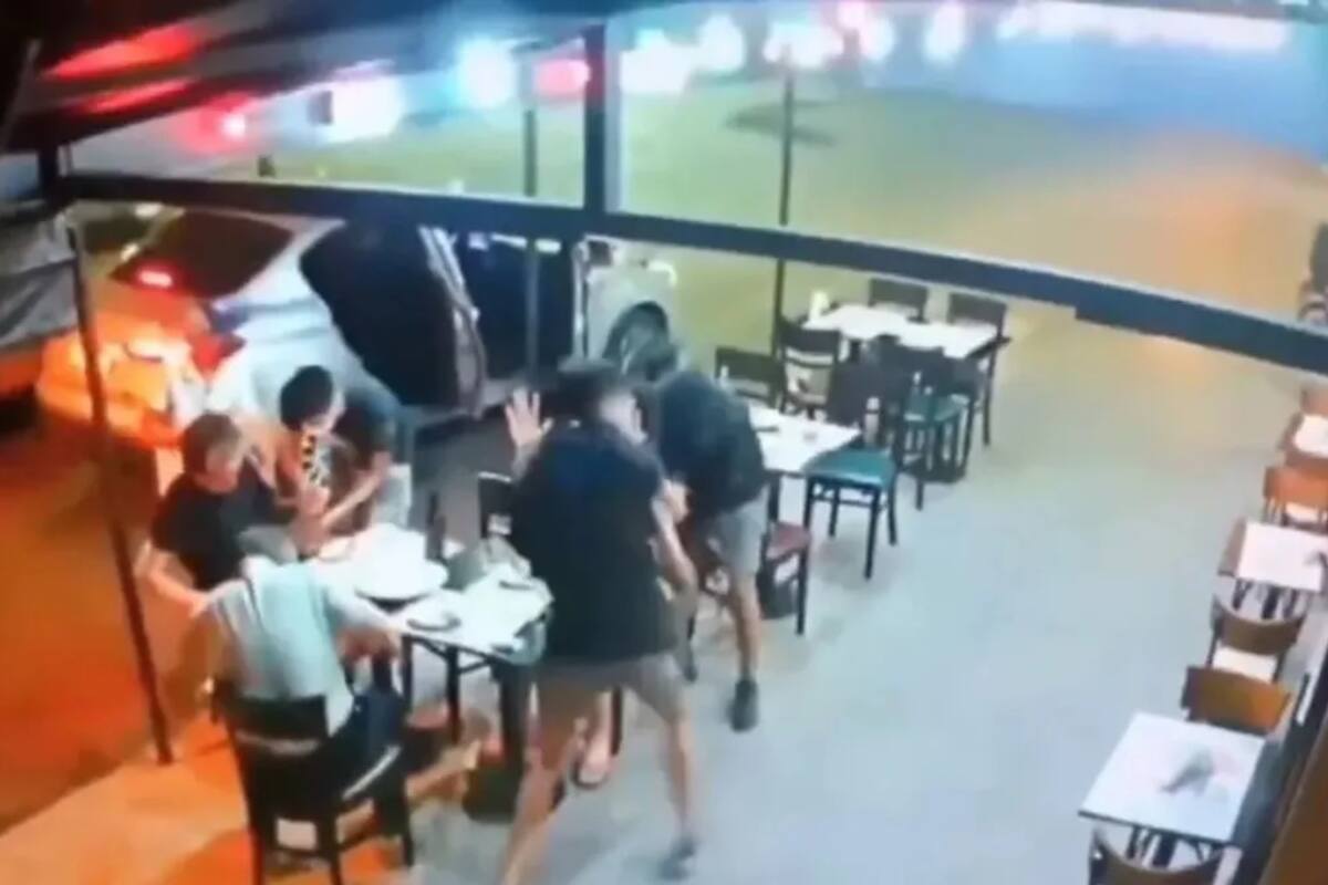 Así asaltaron a tres hombres que comían en una pizzería de Ramos Mejía