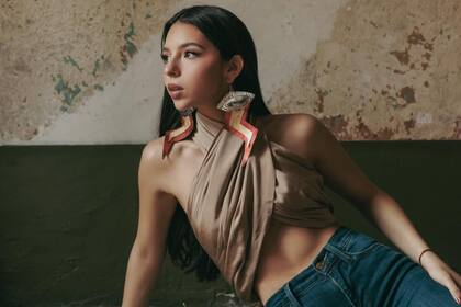 Así ayuda a los migrantes en Estados Unidos. Ángela revela más sobre su altruismo. Foto: Instagram @angela_aguilar_