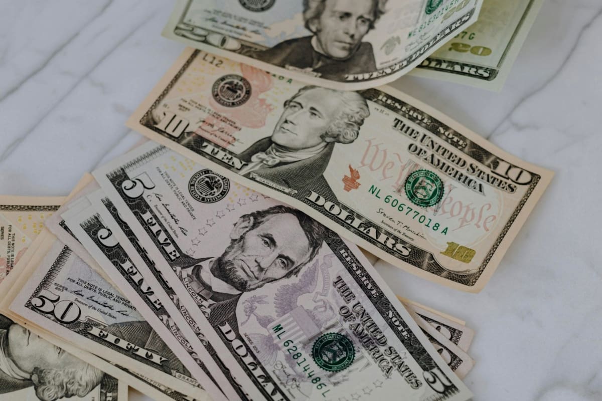 Así cotiza la divisa estadounidense hoy 24 de abril de 2025 frente al peso mexicano