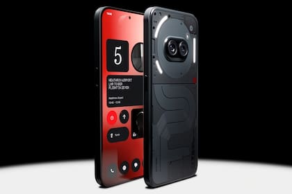 Así es el nuevo Nothing Phone (2a), un equipo de gama media que mantiene las notificaciones de luces en la carcasa de los modelos anteriores