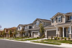 El nuevo pueblo de California donde las casas se venden desde US$400.000 y promete una vida más asequible cerca de grandes ciudades
