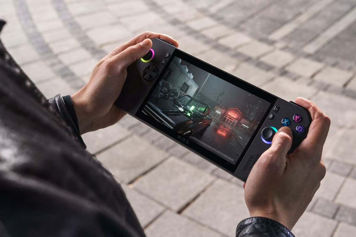 Así es la consola de mano Asus ROG Ally X, la segunda de la compañía; Valve dijo que dará soporte a la ROG Ally para que pueda usar SteamOS como alternativa a Windows