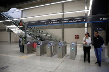 Así es la estación Sáen Peña del ferrocarril Belgrano Sur