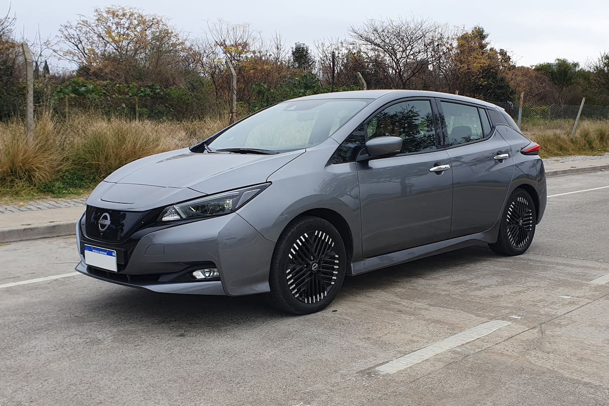 Así es la versión 2024 del 100% eléctrico Nissan Leaf