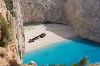 Así es Zante, la isla griega donde Nico Tagliafico y Caro Calvagni disfrutaron de sus vacaciones