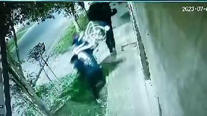 Así escaparon un grupo de delincuentes tras desvalijar a un periodista en La Plata 3