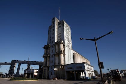 Así está hoy el predio de los silos